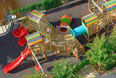 07 GROUP HOTEL