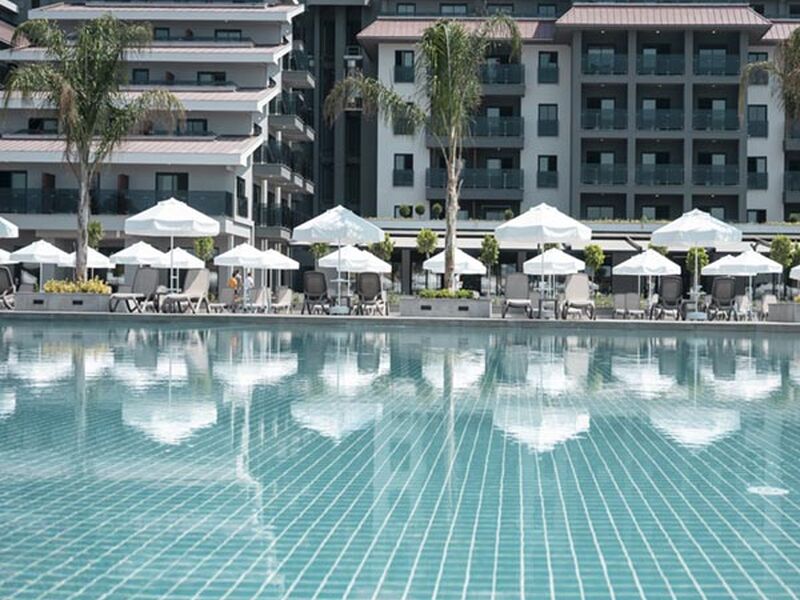 GREEN GARDEN RESORT SPA HOTEL