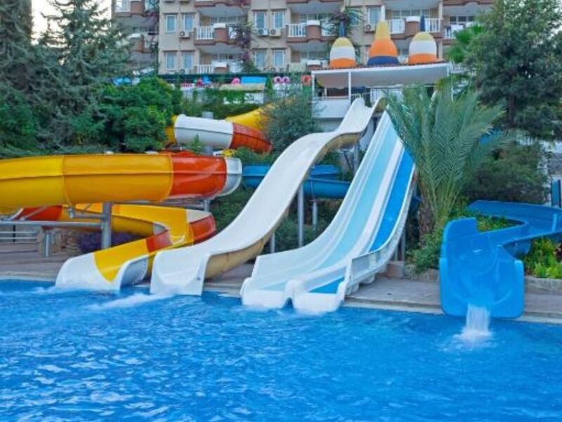 07 GROUP HOTEL