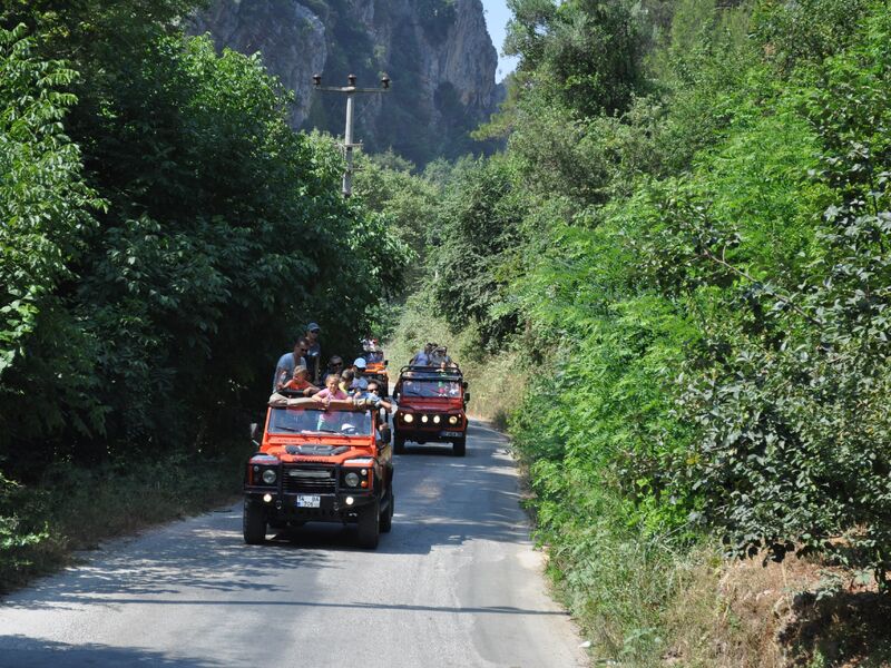 ALANYA'DAN SAPADERE KANYONU JEEP SAFARI