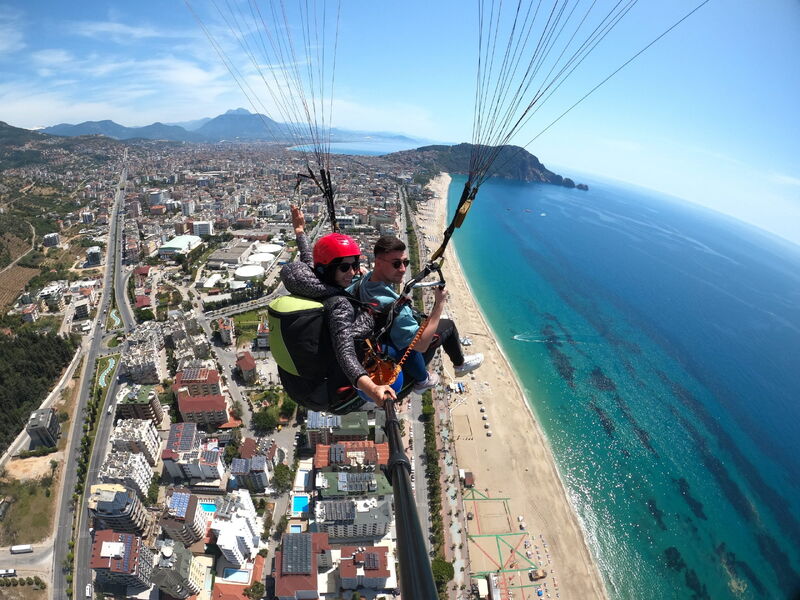 ALANYA'DAN YAMAÇ PARAŞÜTÜ