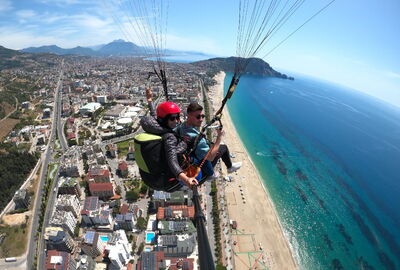 ALANYA'DAN YAMAÇ PARAŞÜTÜ