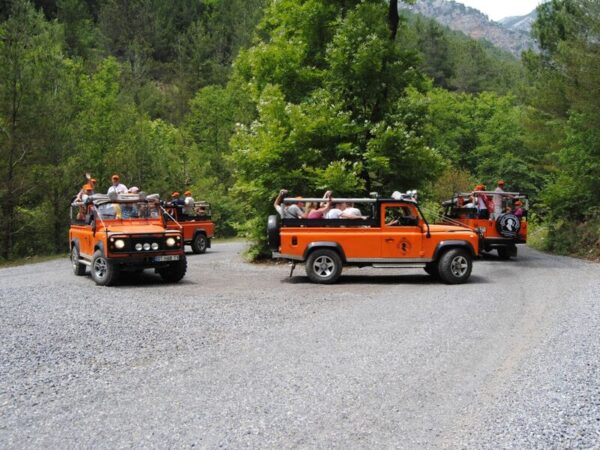 Alanya Jeep Safari Tour to Dim River, Cave & Villages with Lunch