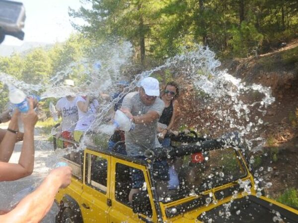 Alanya Jeep Safari Tour to Dim River, Cave & Villages with Lunch
