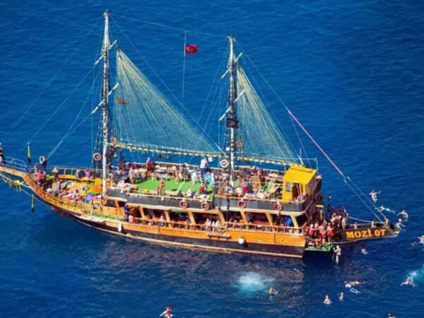 Day Trip from Alanya: Manavgat Boat Tour with Bazaar & Waterfall Stop