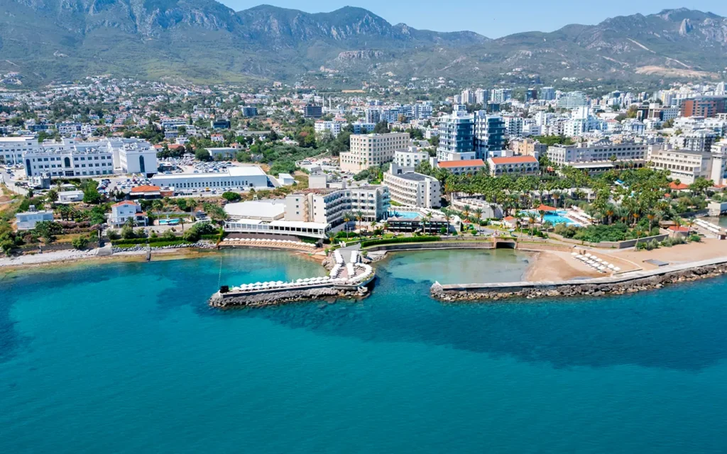 3-Day Cyprus Tour from Alanya with Vuni Palace Hotel & Casino Stay