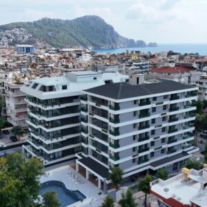Kleopatra Beach Damlataş 1+1 Apartment Family Flat